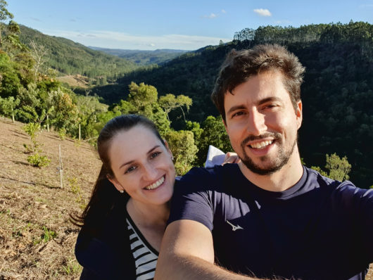 Thiago Busarello e Marcia Nichelatti, autores do blog Quem Te Ligou